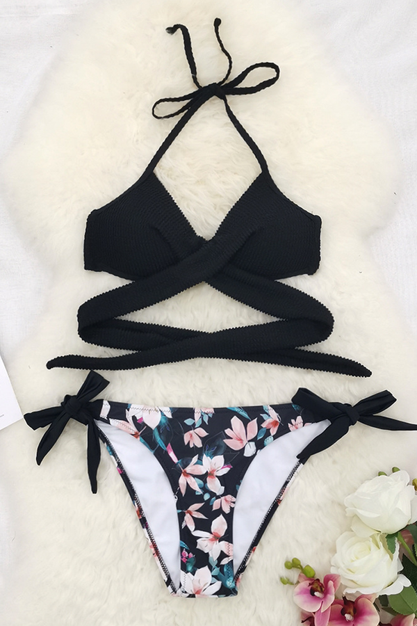 Halter-neck Lace-up Two-piece Swimsuit
