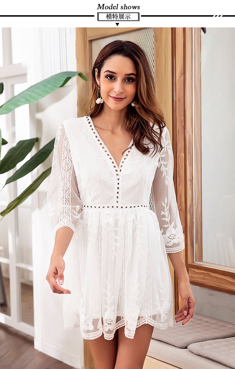 Lace Stitching Embroidered Sexy V-neck Dress