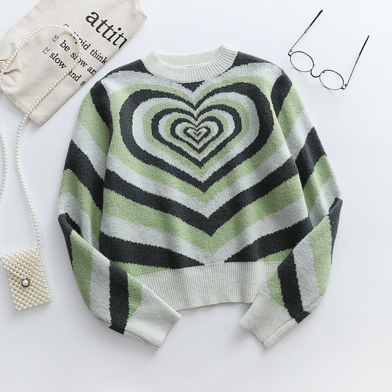 Casual Heart Graphic Pullover Sweater