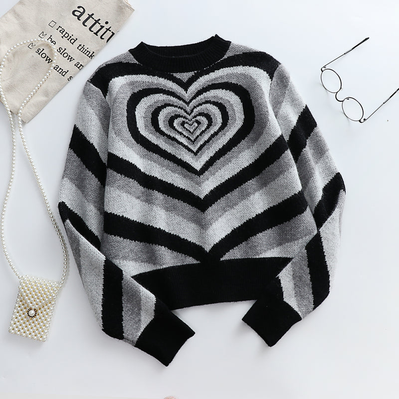 Casual Heart Graphic Pullover Sweater