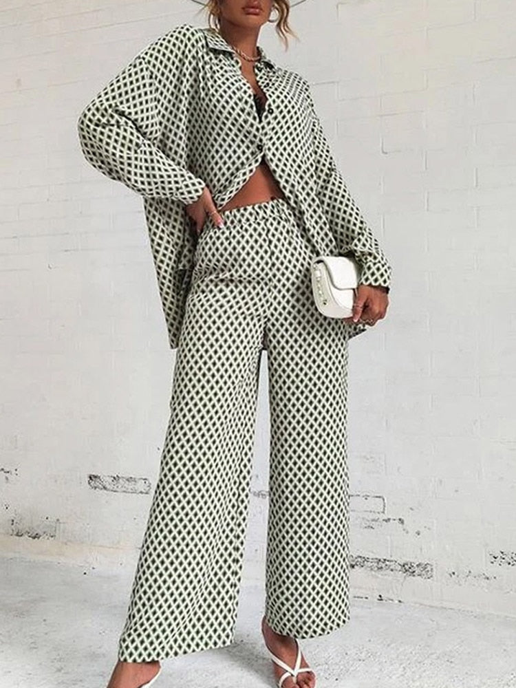 Two Piece Printed Loose Shirt Straight Pant Suit Set