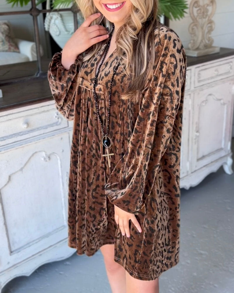 Changing Seasons Fashion Leopard Velvet Dress