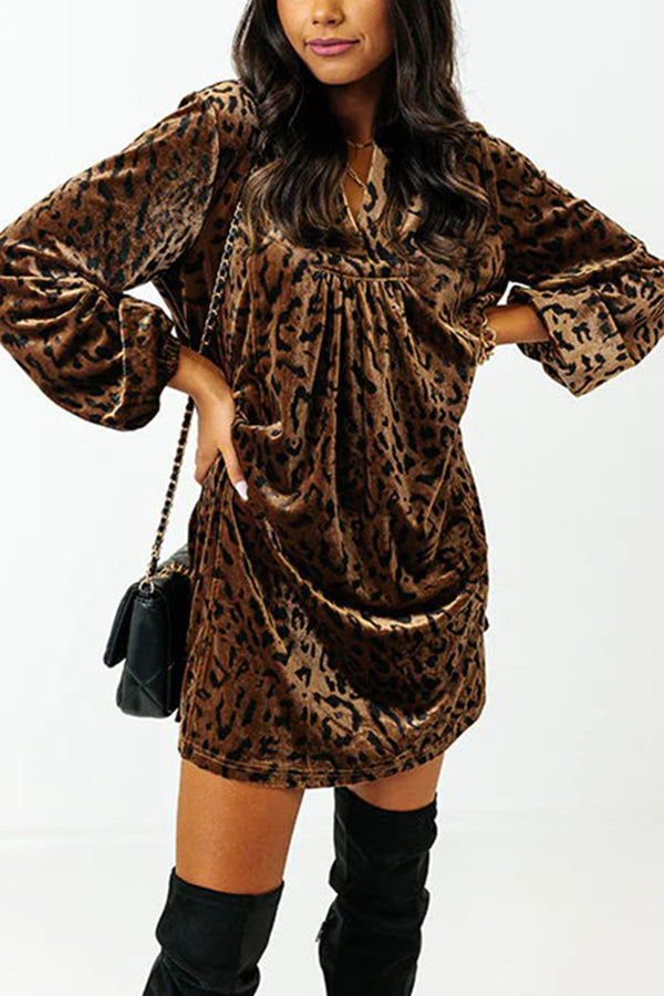Changing Seasons Fashion Leopard Velvet Dress