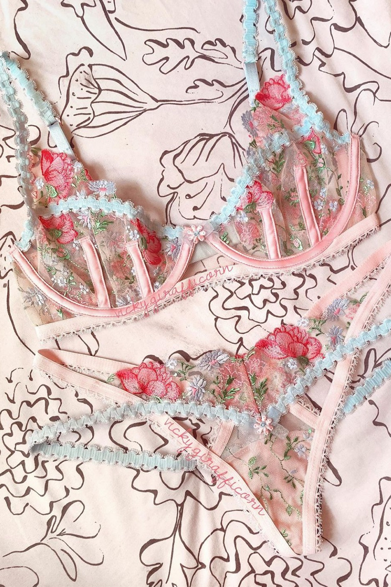 Floral Cheeky Lace Lingerie Set
